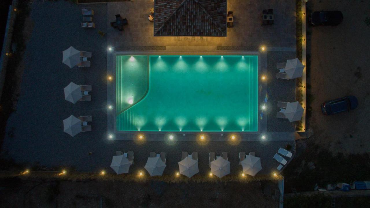 La Hacienda Hotel Ulcinj Ngoại thất bức ảnh
