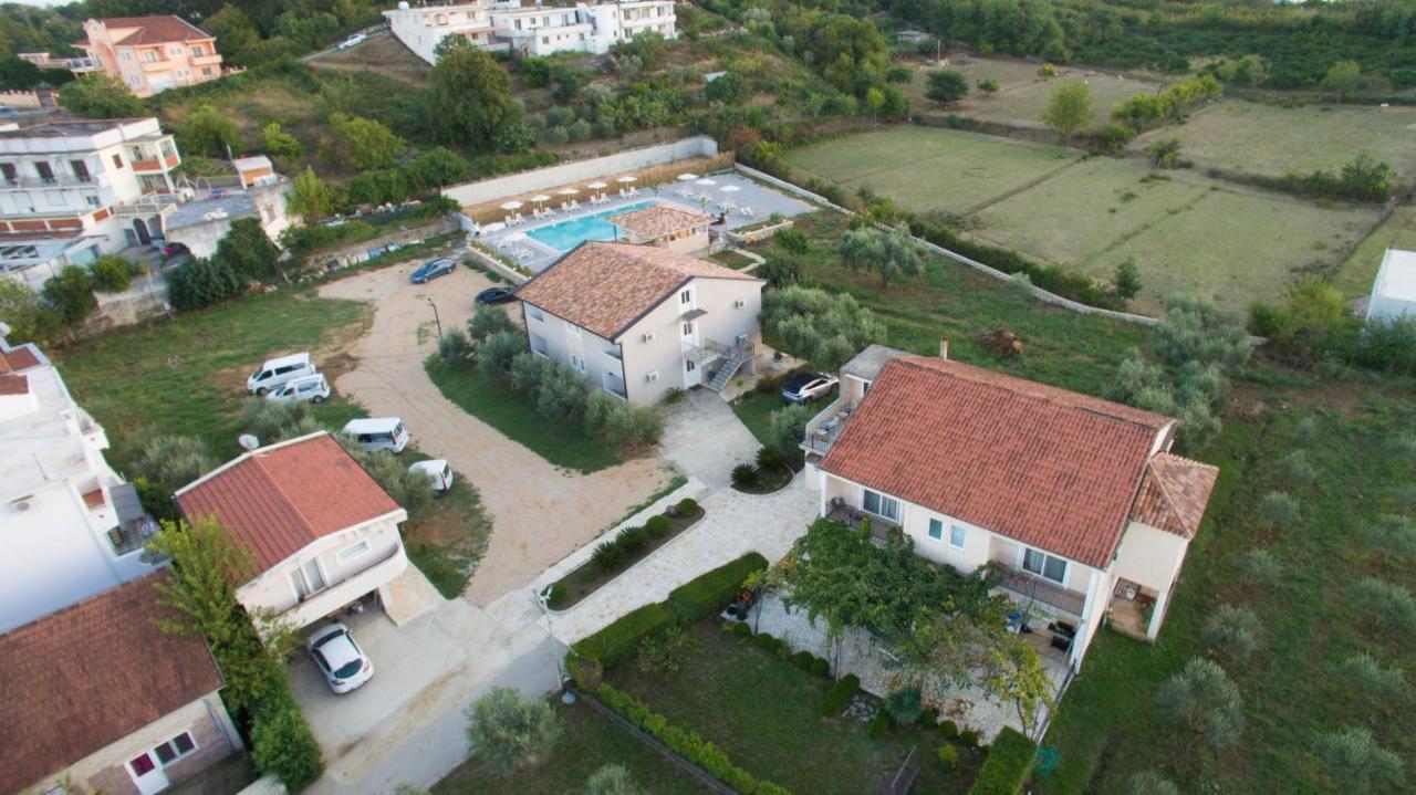 La Hacienda Hotel Ulcinj Ngoại thất bức ảnh