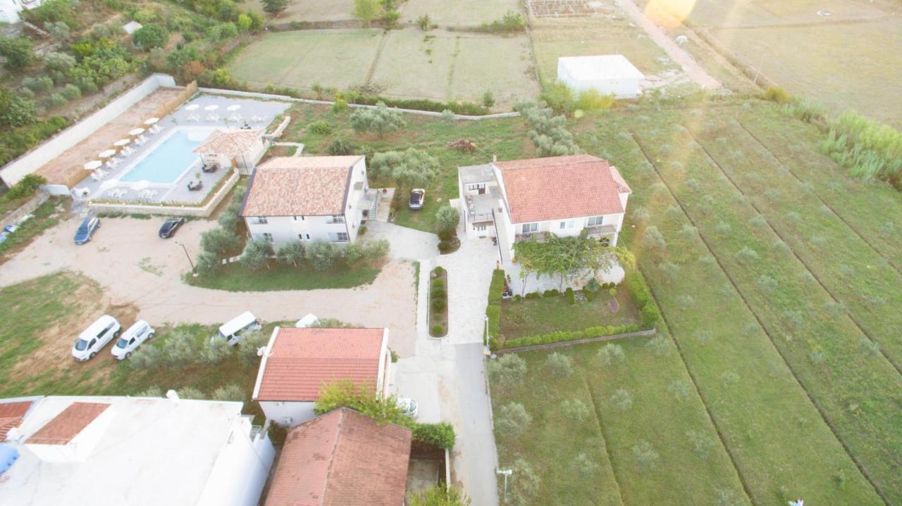 La Hacienda Hotel Ulcinj Ngoại thất bức ảnh