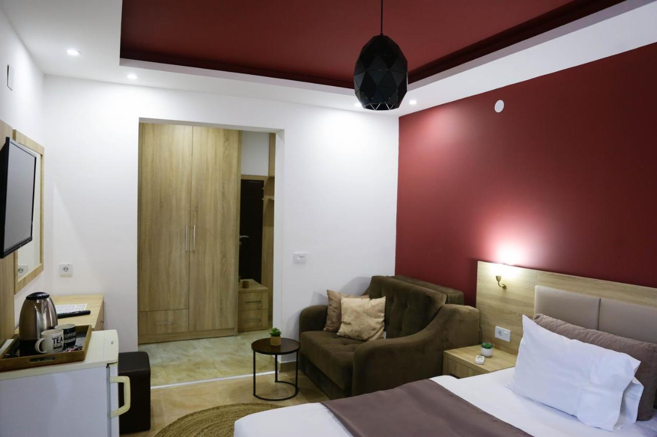 La Hacienda Hotel Ulcinj Ngoại thất bức ảnh
