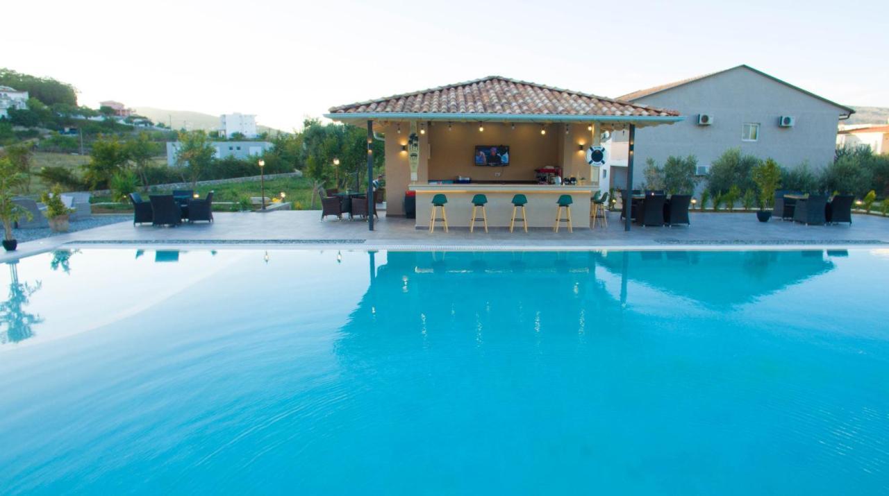 La Hacienda Hotel Ulcinj Ngoại thất bức ảnh