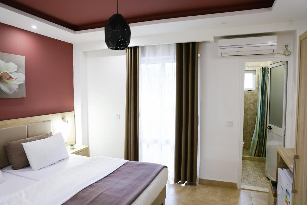 La Hacienda Hotel Ulcinj Ngoại thất bức ảnh