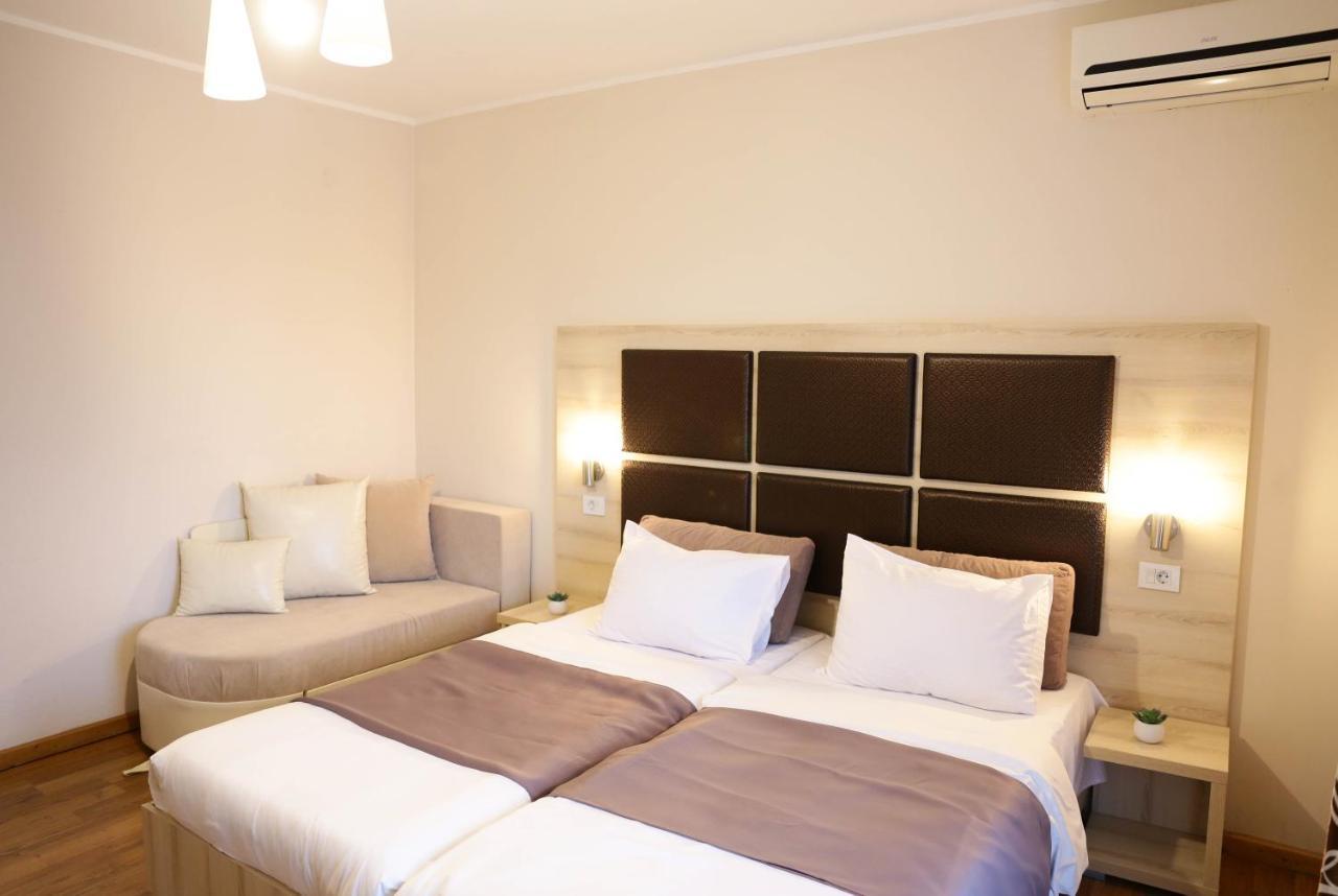 La Hacienda Hotel Ulcinj Ngoại thất bức ảnh