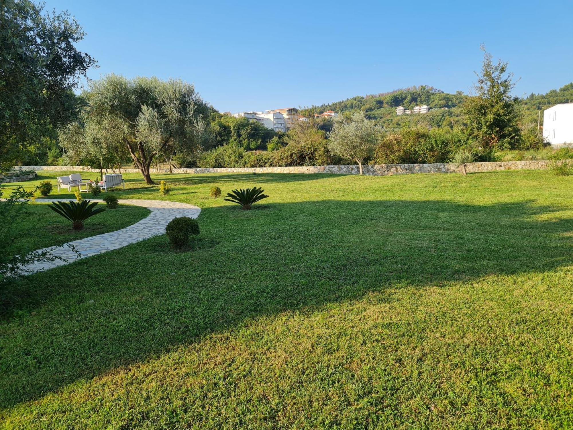 La Hacienda Hotel Ulcinj Ngoại thất bức ảnh