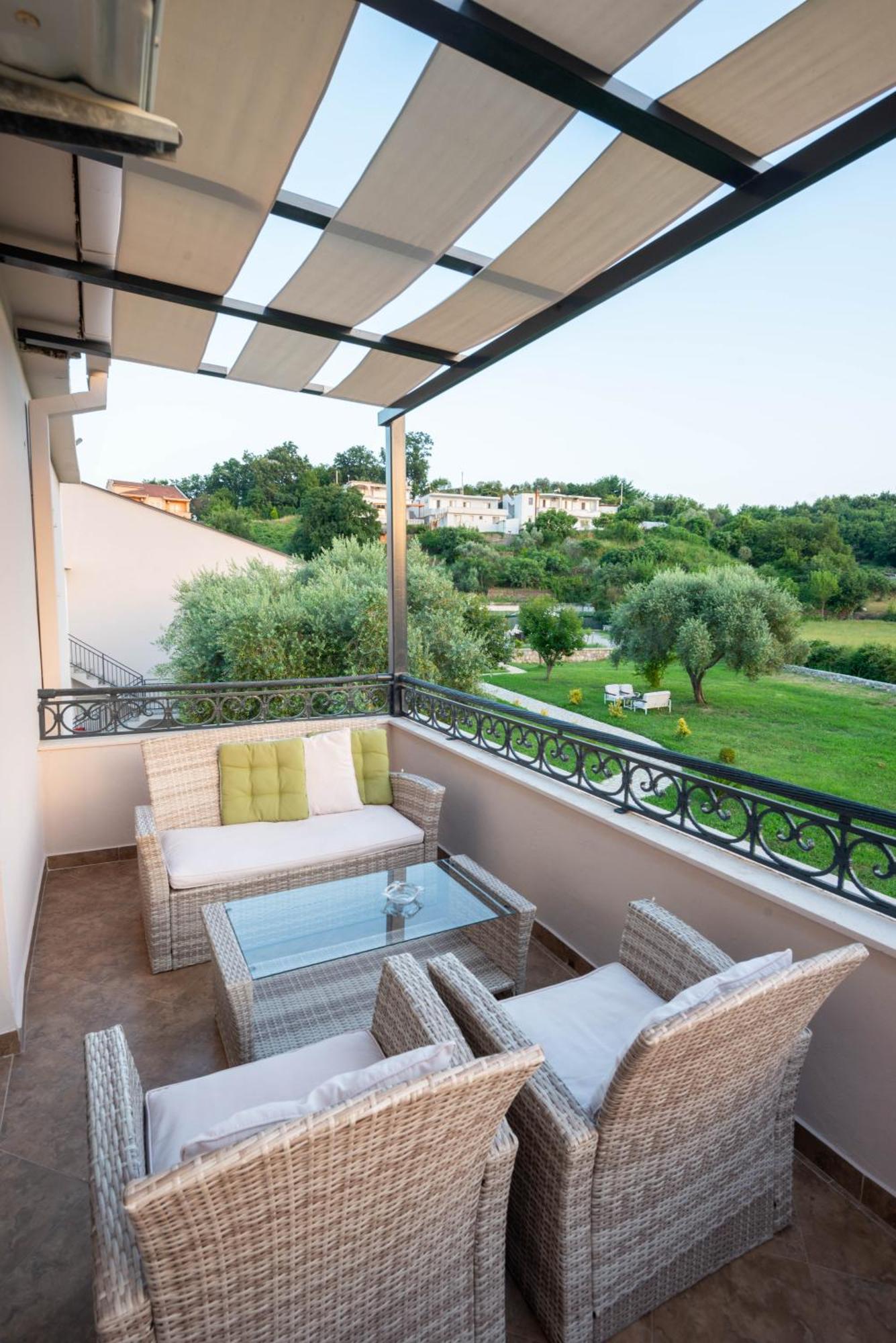 La Hacienda Hotel Ulcinj Ngoại thất bức ảnh