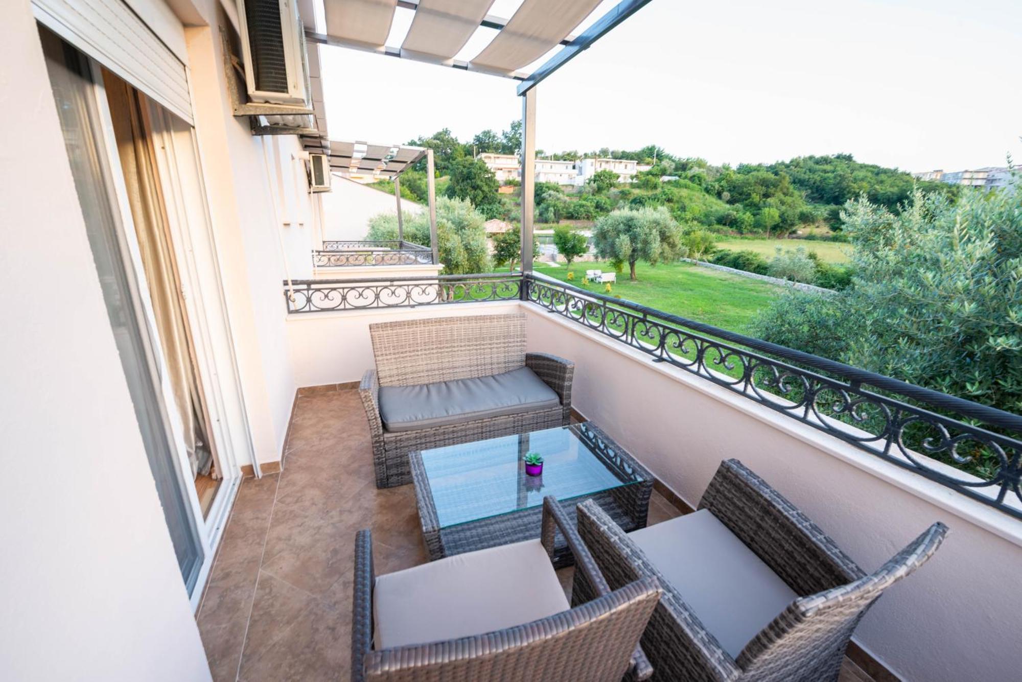 La Hacienda Hotel Ulcinj Ngoại thất bức ảnh