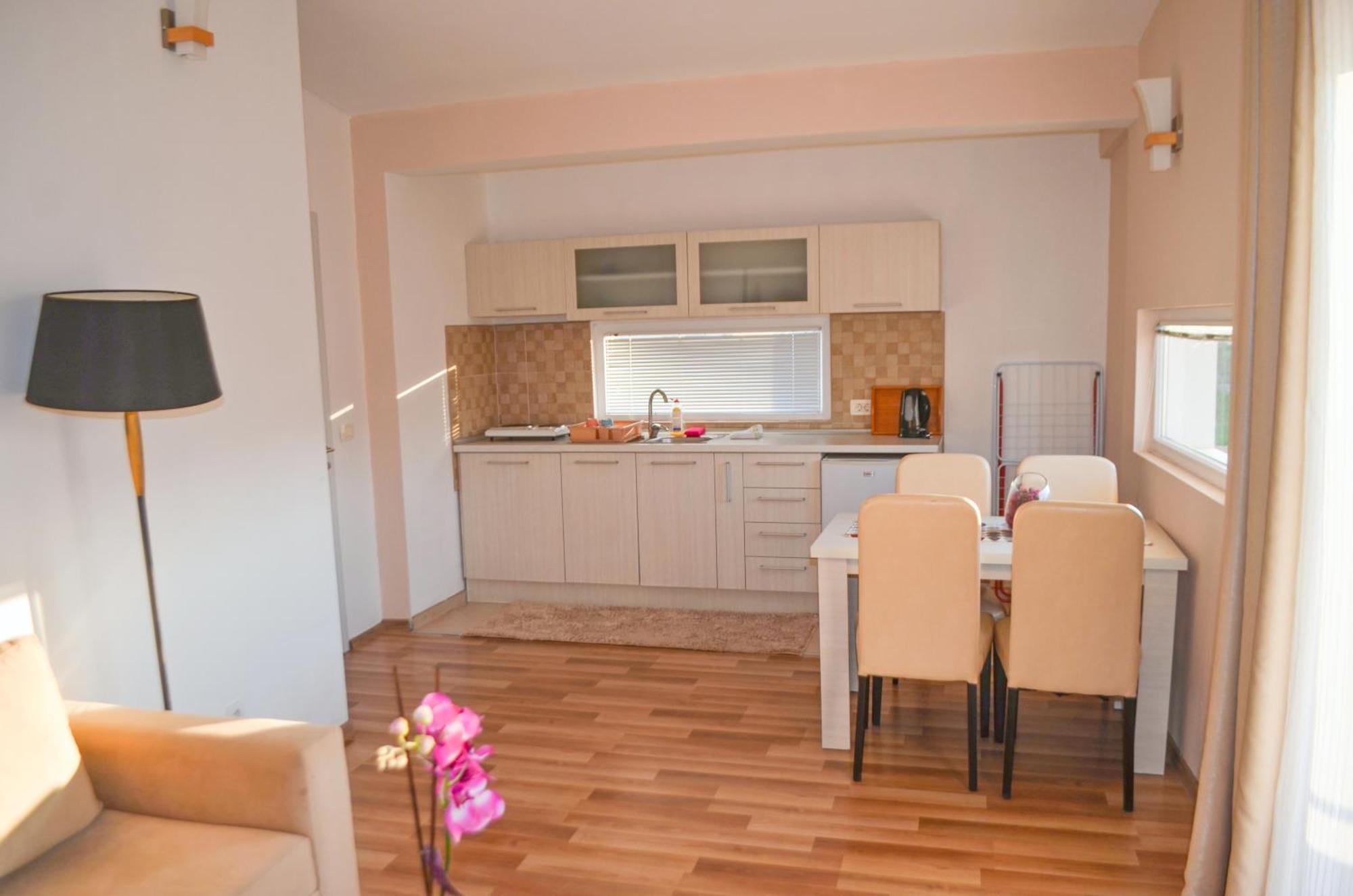 La Hacienda Hotel Ulcinj Phòng bức ảnh